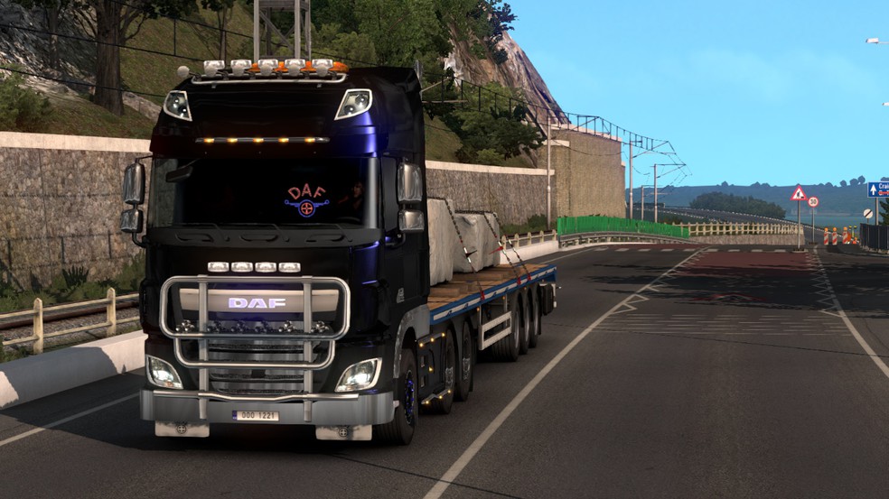 Image by andresbolso11