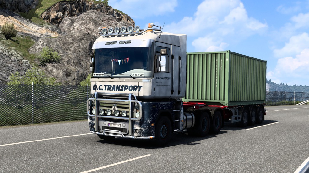 Image by urbanique75