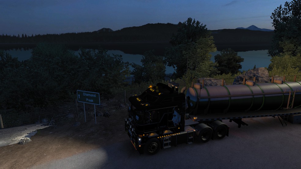 Image by Aaroncenator