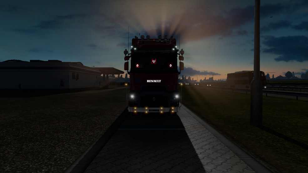 Image by EMDMODDING