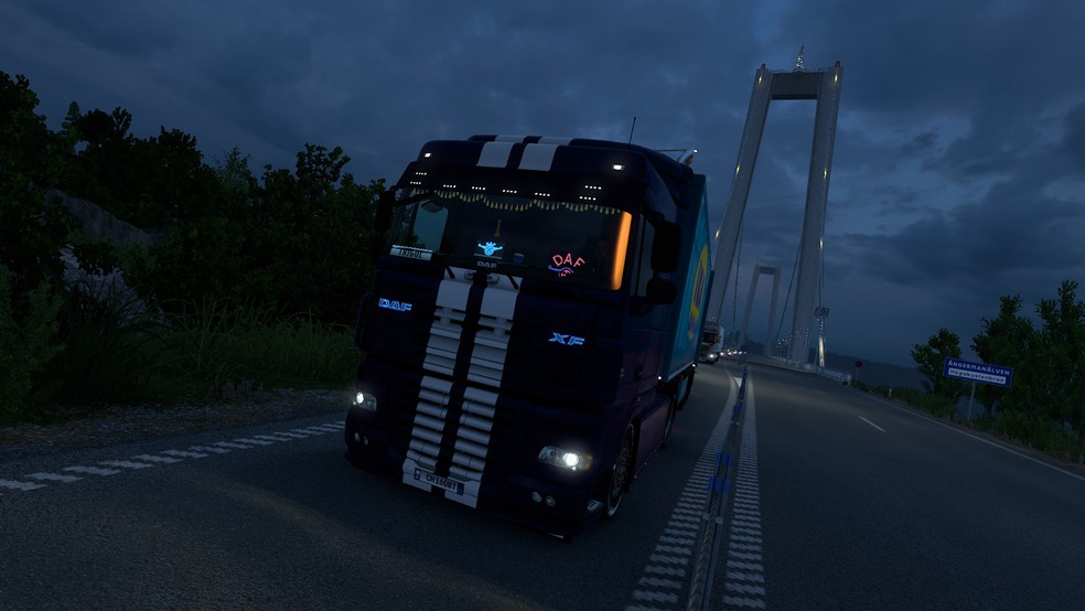 Image by benjaminbalatrin