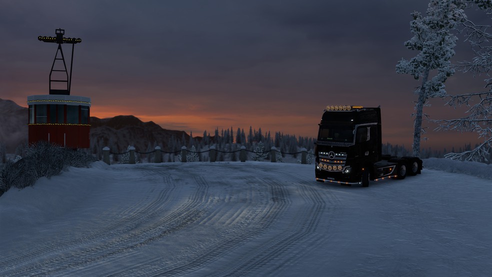 Image by andresbolso11