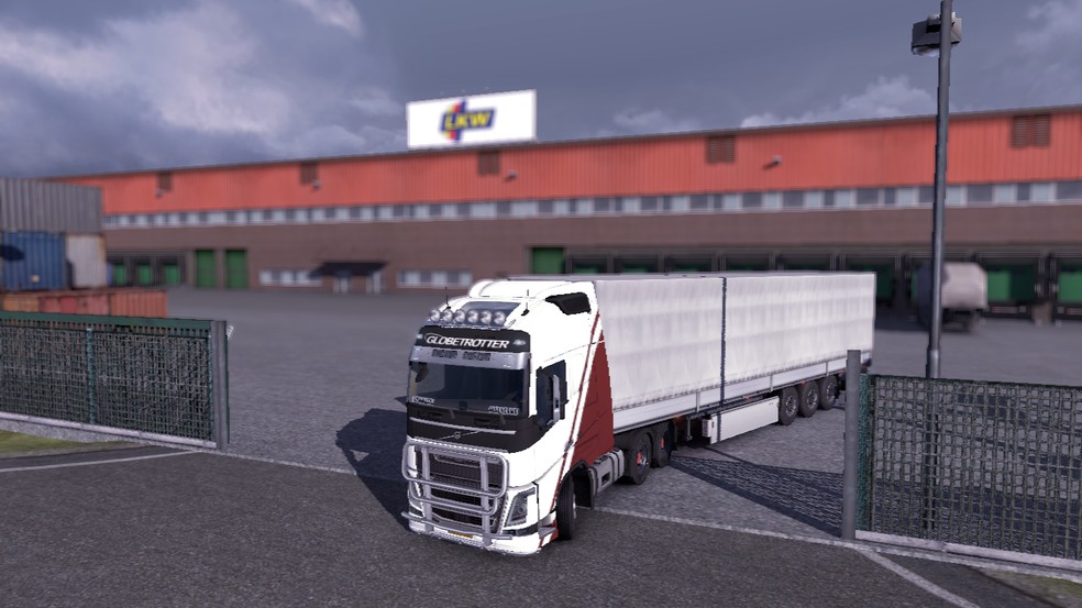 Image by diogotruck