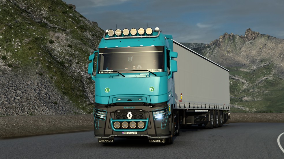 Image by urbanique75