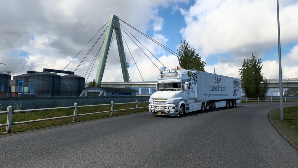 Image by ferrybrizee