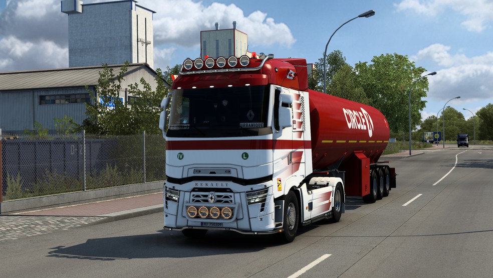 Image by urbanique75