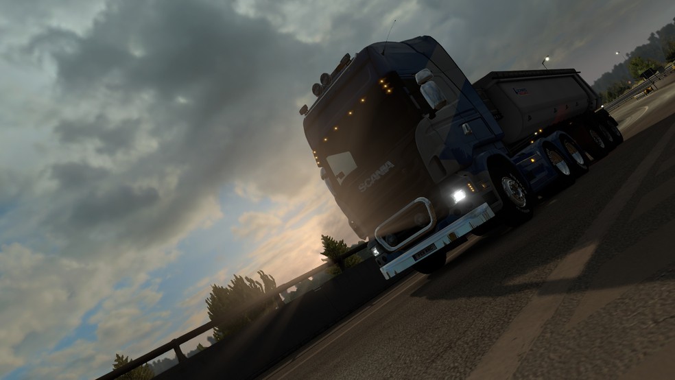 Image by Furstenburg