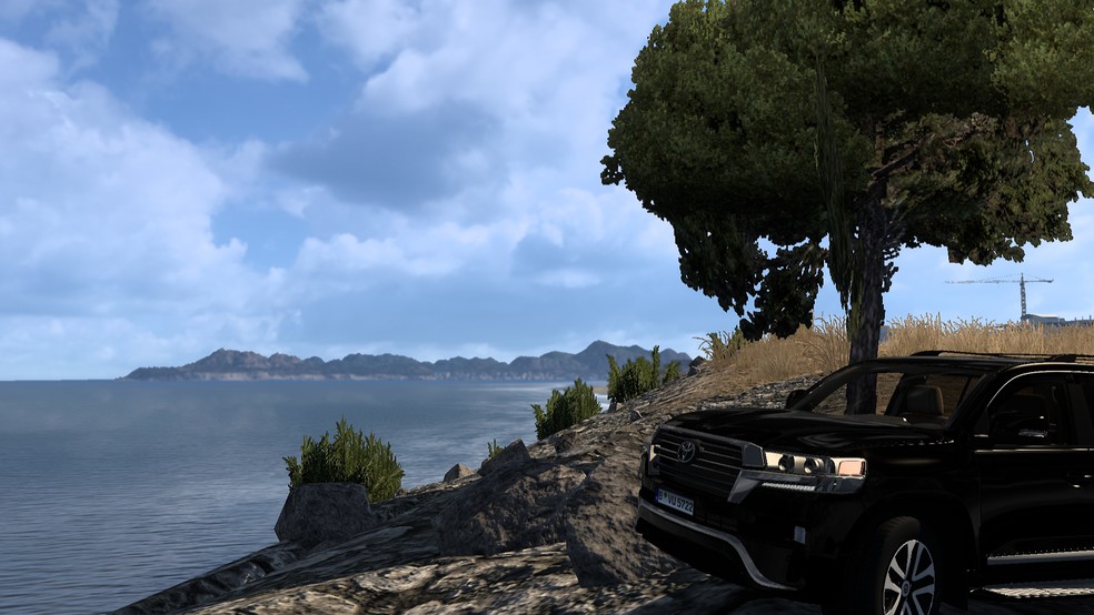 Image by Glooomy