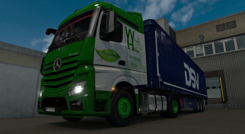 Image by danbyization