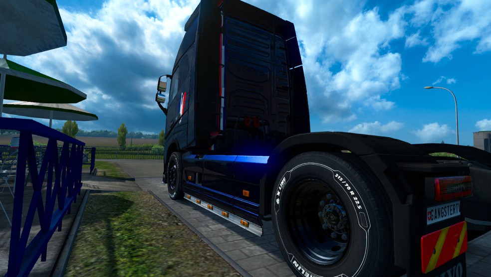 Image by hasanadiyeke07