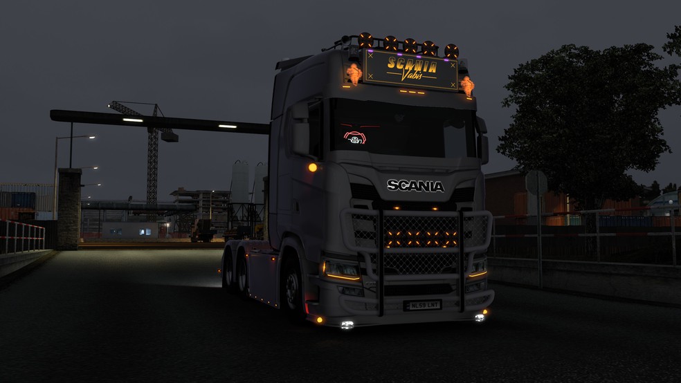 Image by DannyyTuckerr