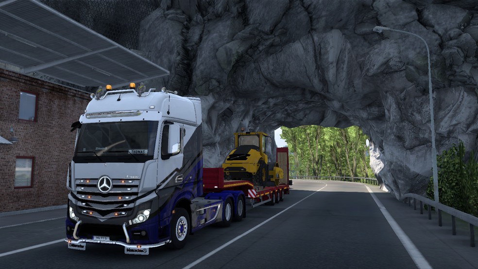 Image by thomasthamrt