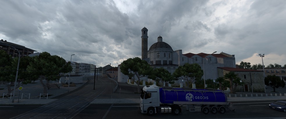 Image by LuigiEspinosa