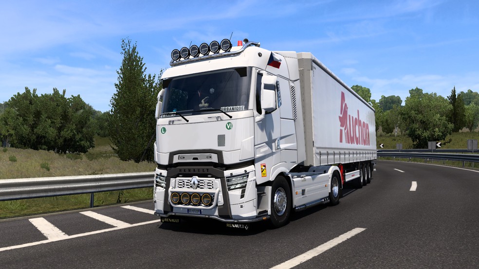 Image by urbanique75