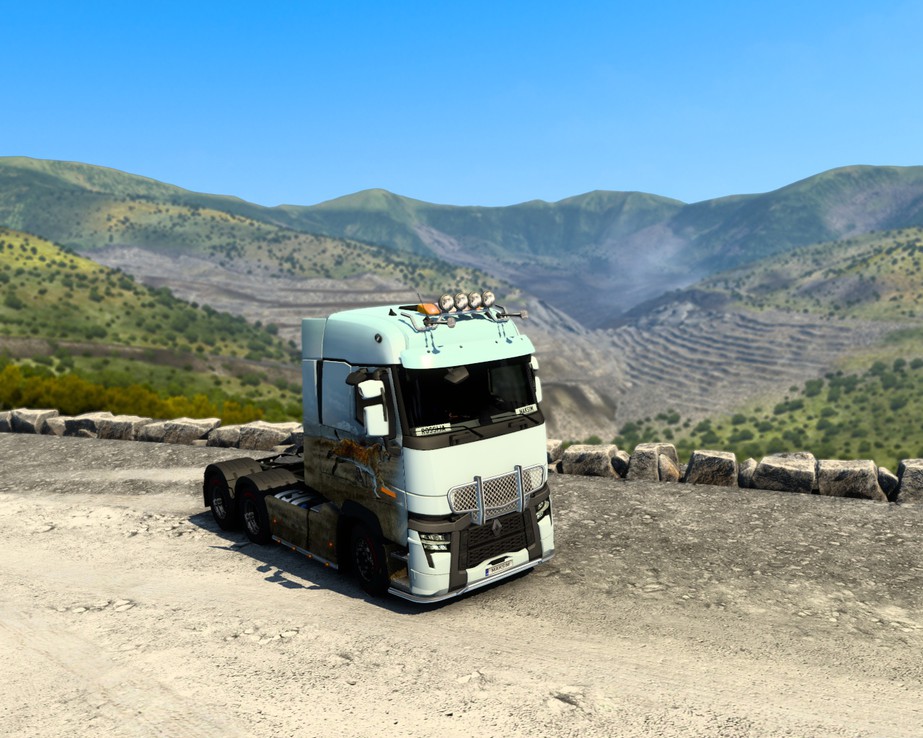 Image by maksimtronev