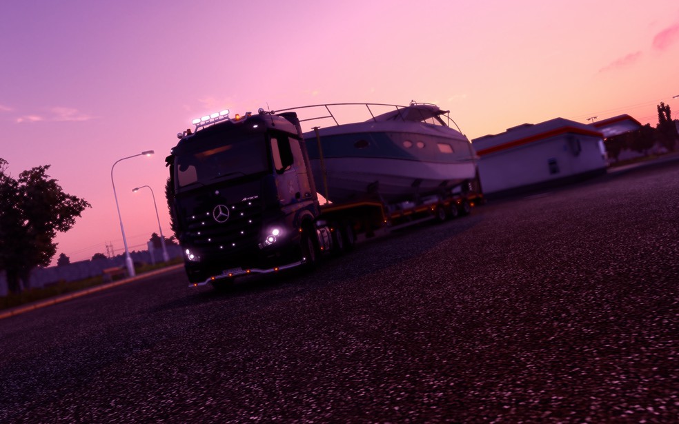 Image by _maksimkamenev_