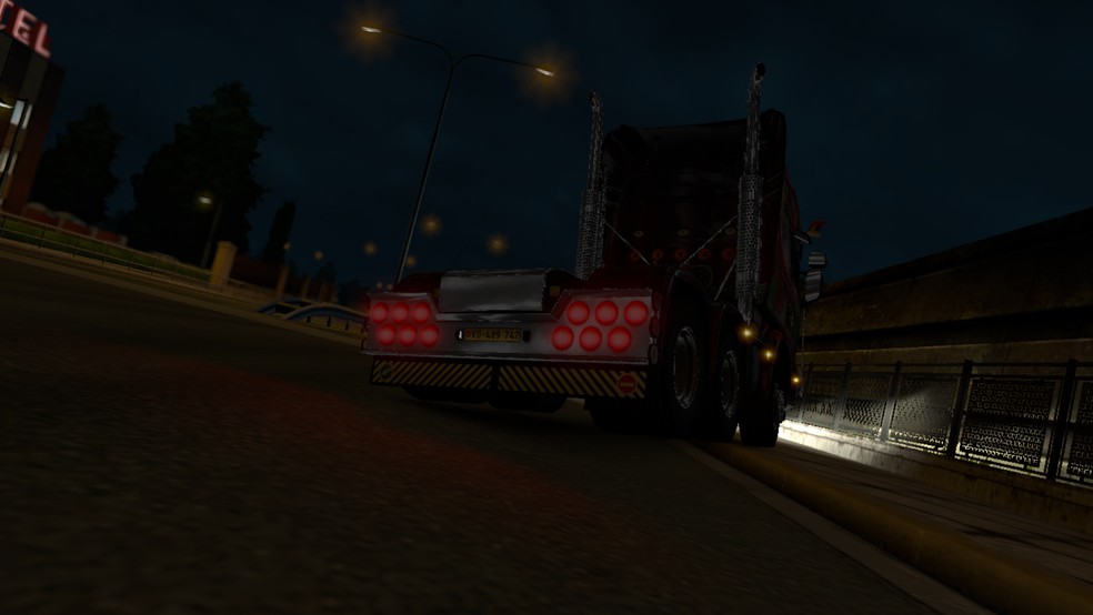 Image by ExtremeTrucker
