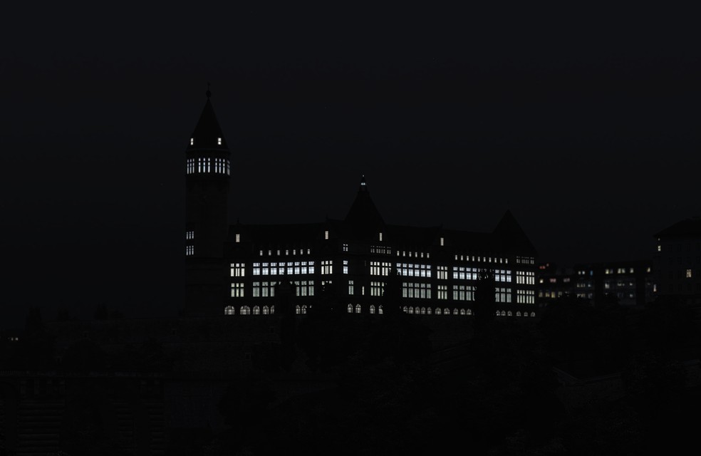 Image by HornPlease