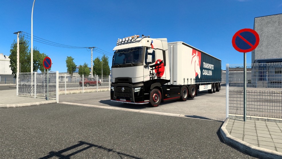 Image by AlbertoTercero