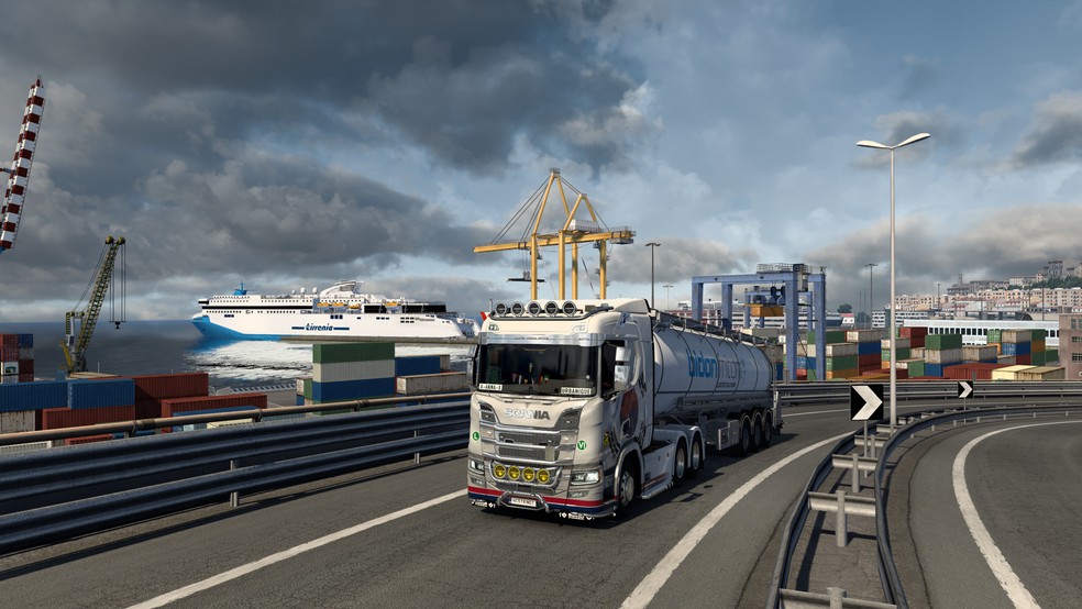 Image by urbanique75