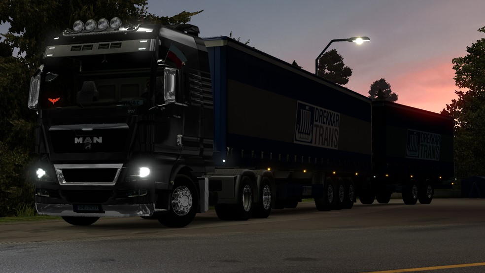 Image by BarteCo