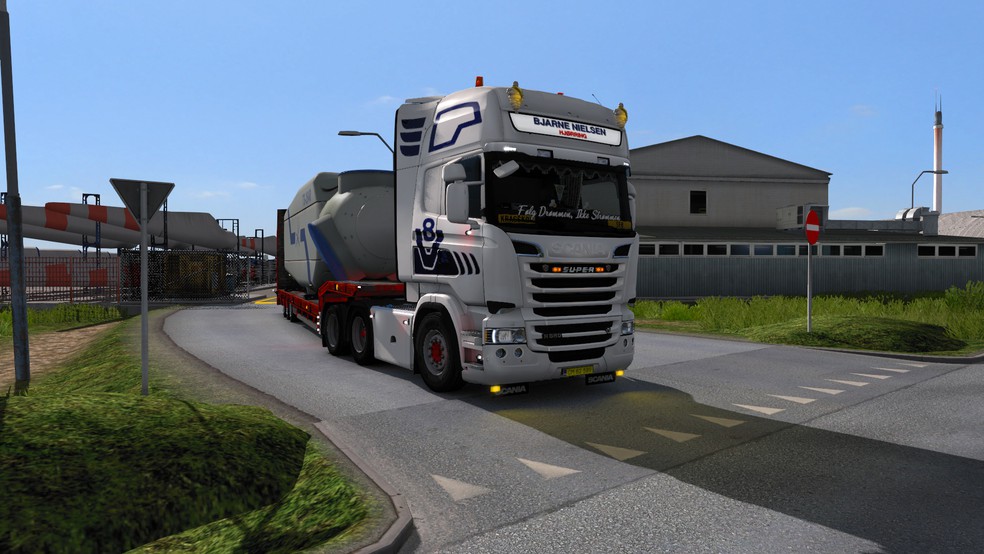 Image by Sebastian92