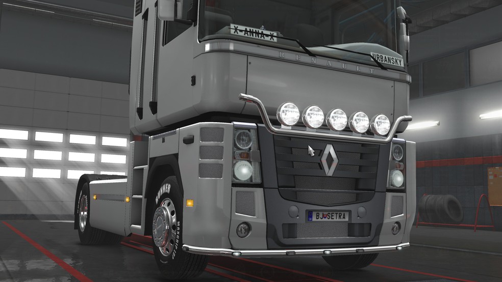 Image by urbanique75