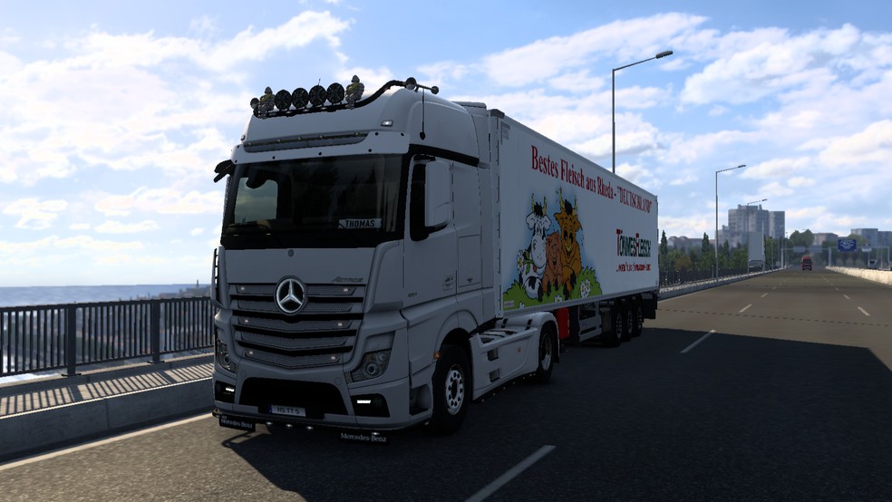 Image by thomasthamrt