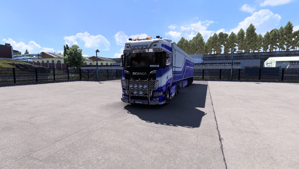 Image by truckers_only