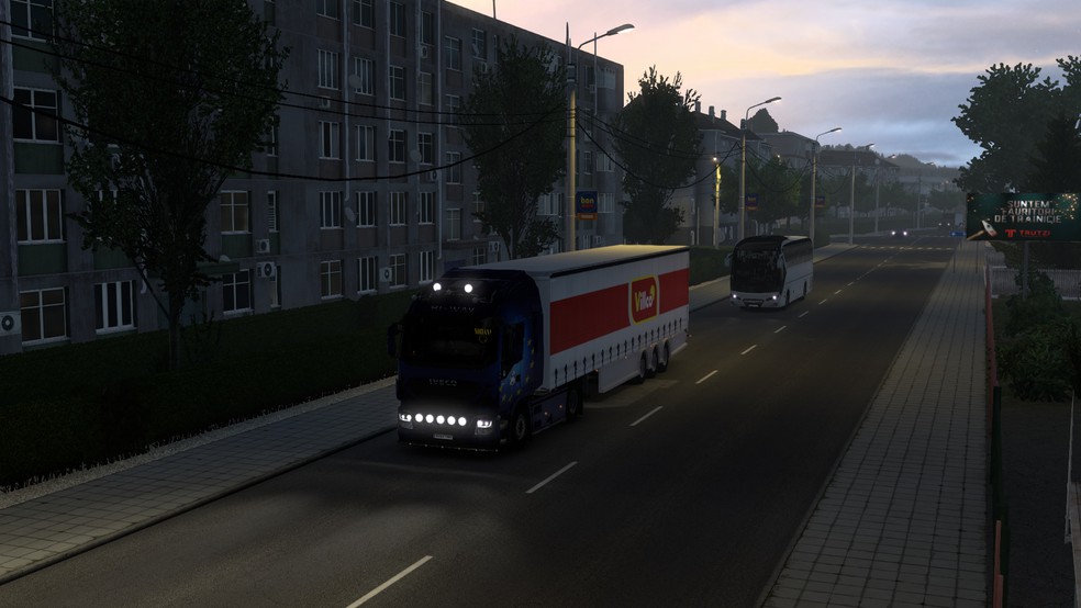 Image by davelong07
