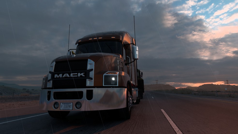 Image by Furstenburg