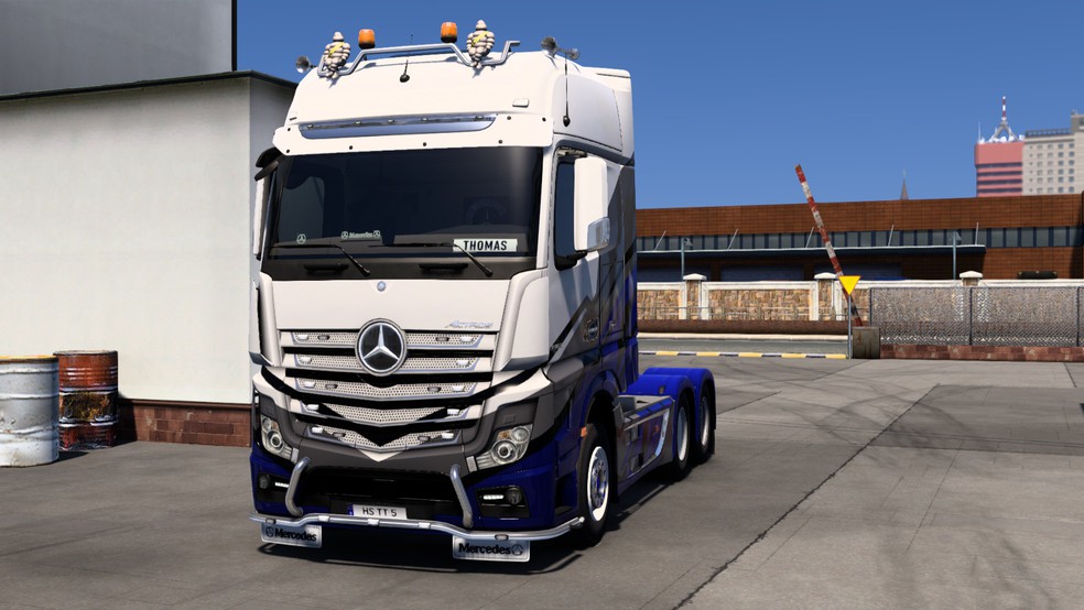 Image by thomasthamrt