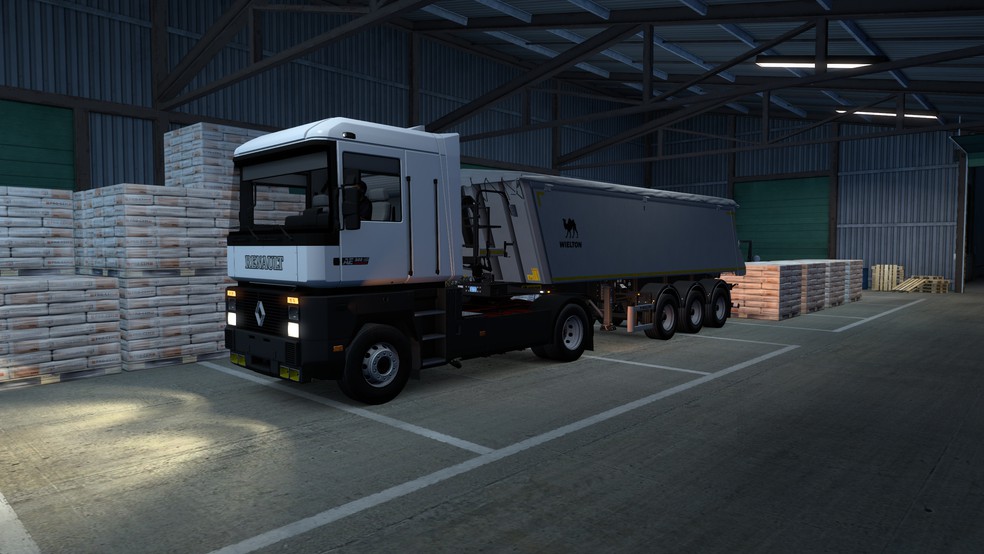 Image by branisimo79