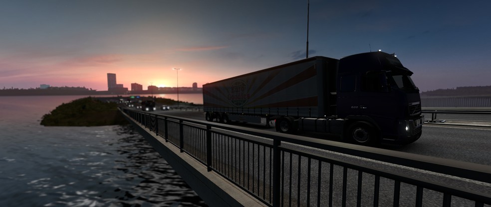 Image by FGTruck