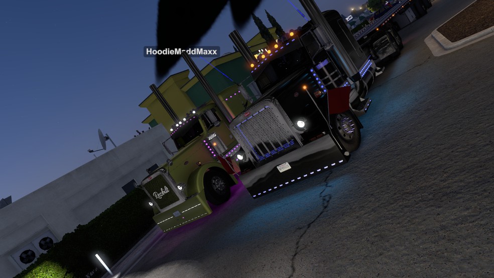 Image by truckmoney713