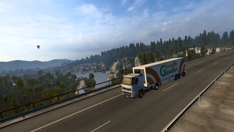 Image by LuizOrtencio