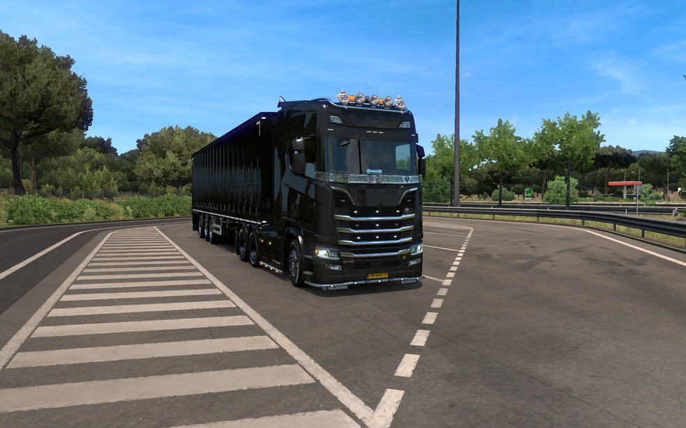 Image by ferrybrizee