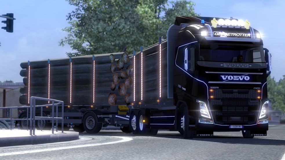 Image by lightninglevin