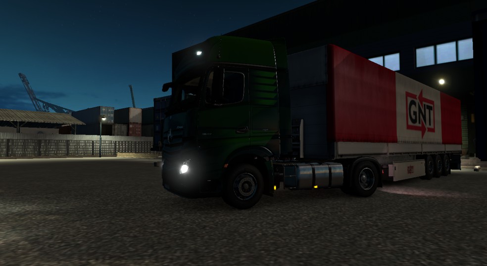 Image by danbyization