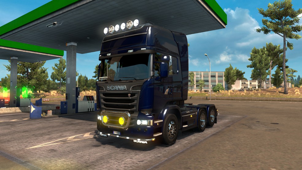 Image by Lucas_Smaniotto_