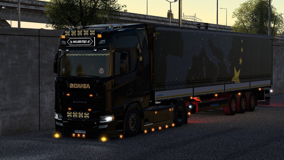 Image by RHINO59