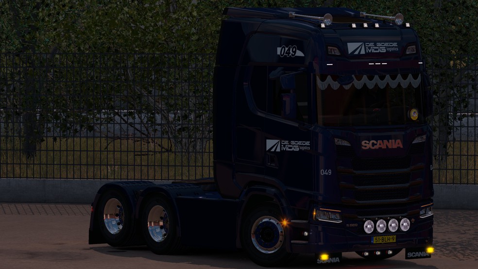 Image by justincortenbach